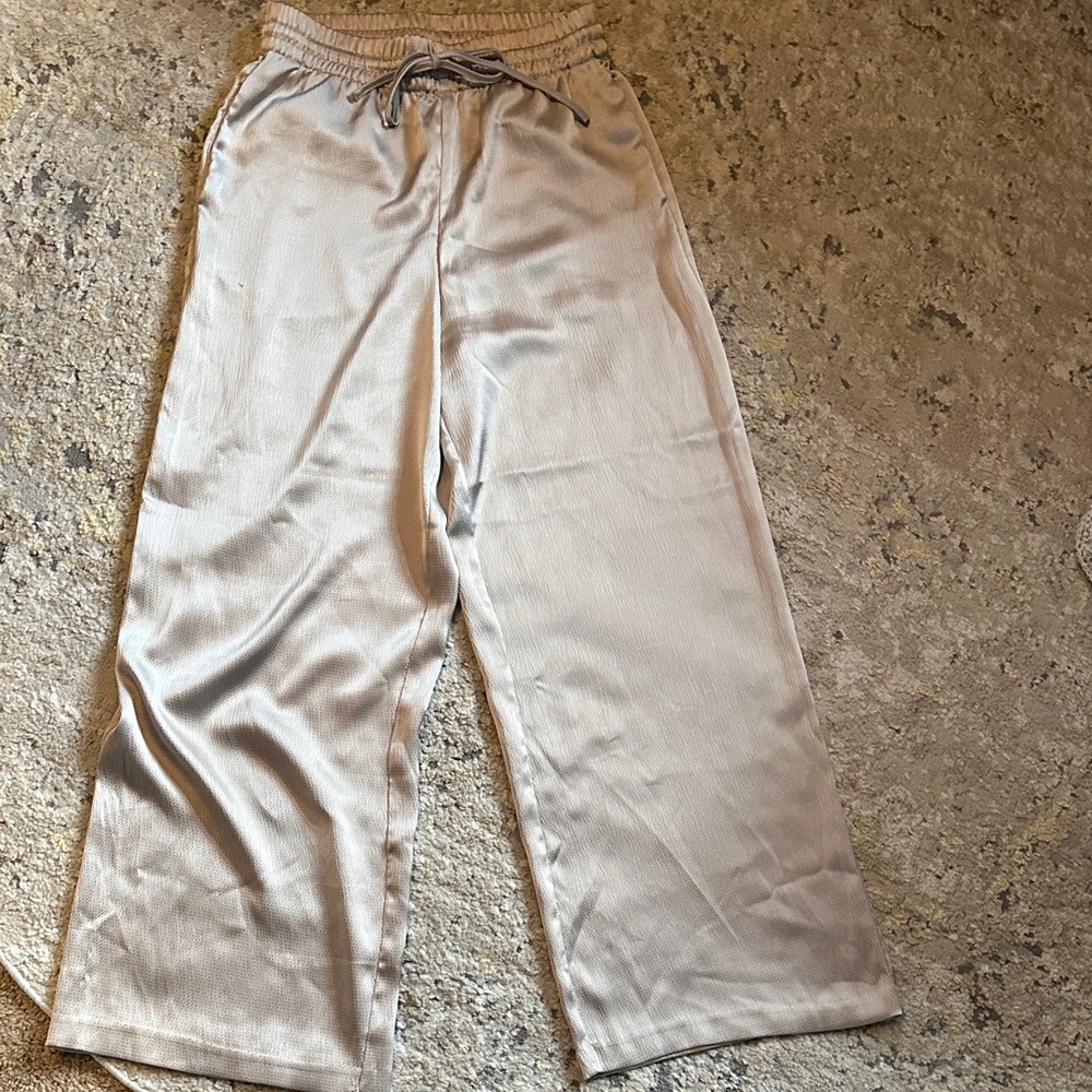 H&M Gray Wide Leg Pants